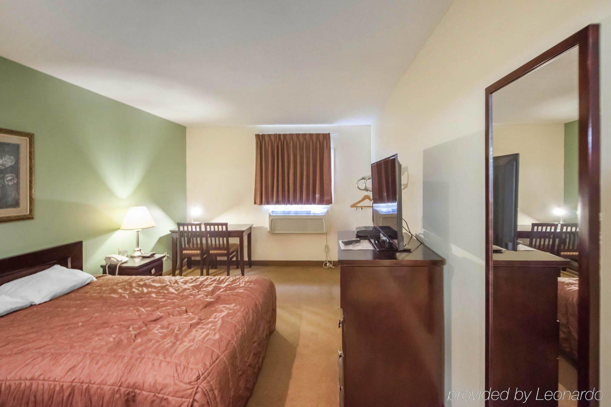 Econo Lodge Inn & Suites Innisfail Dış mekan fotoğraf
