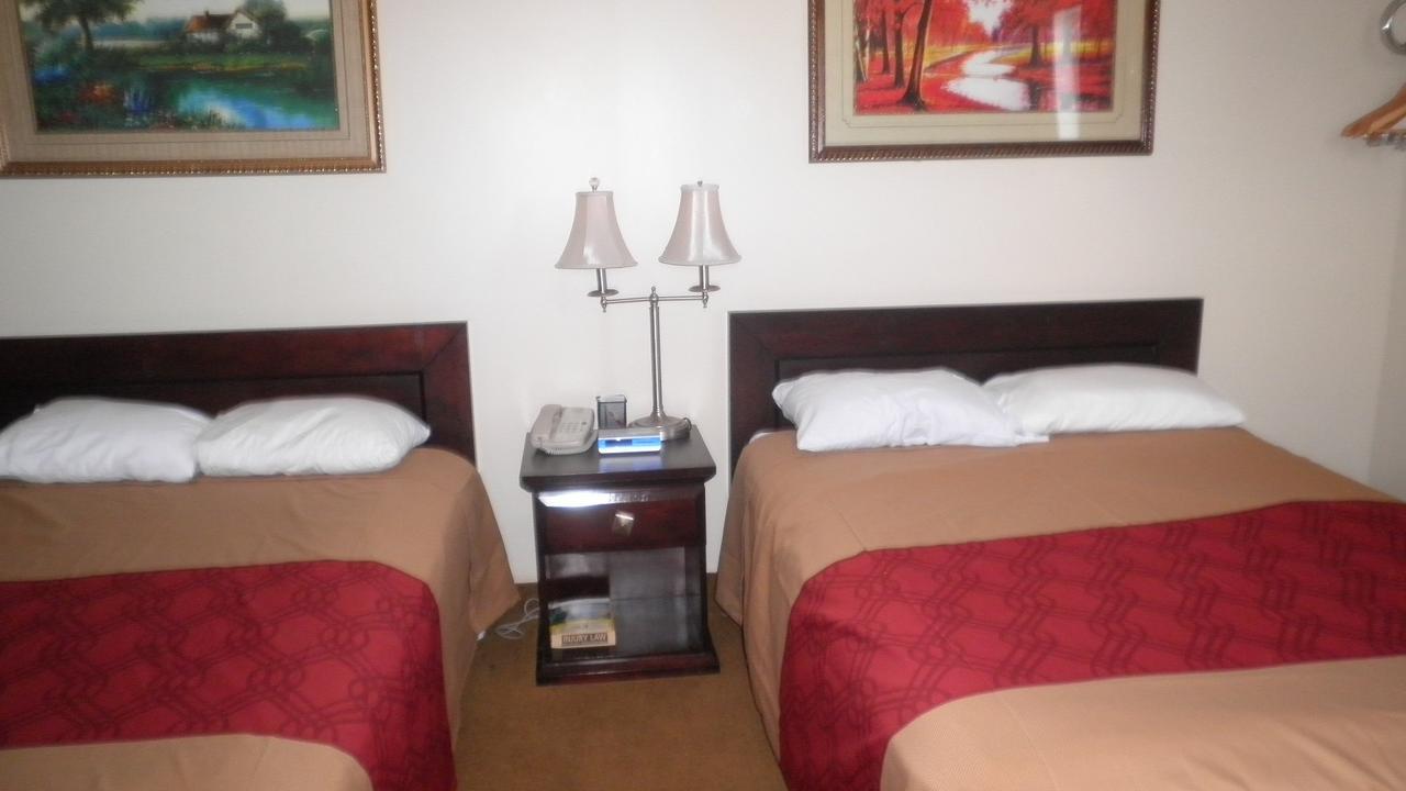 Econo Lodge Inn & Suites Innisfail Dış mekan fotoğraf