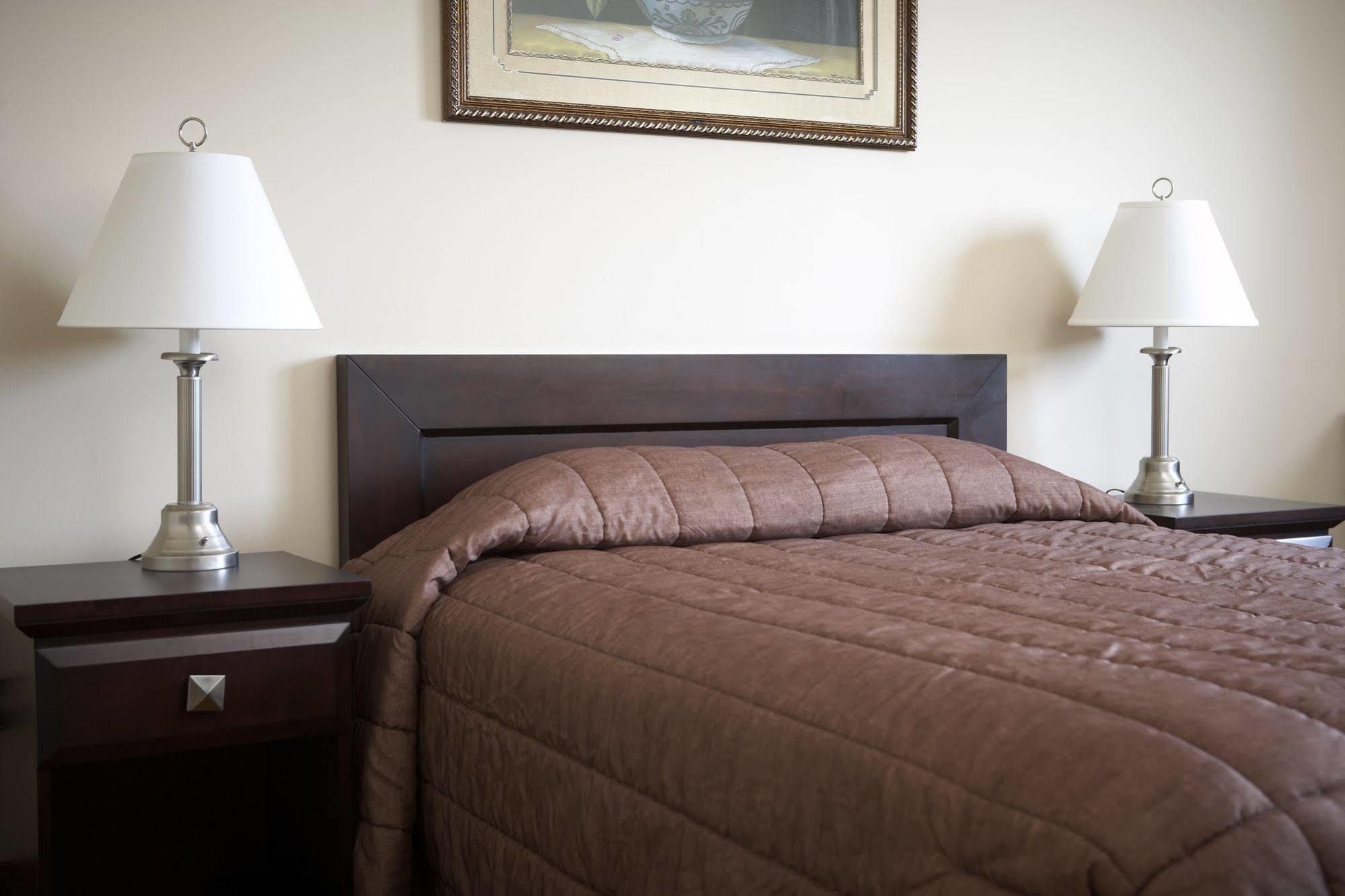 Econo Lodge Inn & Suites Innisfail Dış mekan fotoğraf